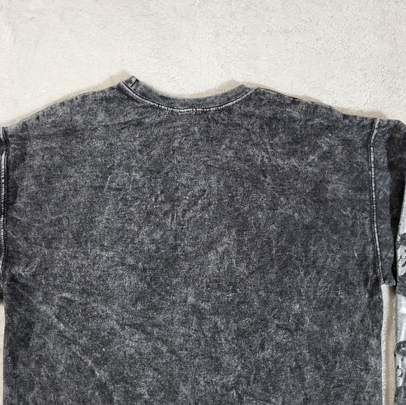 Death Note Misa Amane Metallic Dark Wash Crewneck Sweatshirt Size Small - Picture 10 of 12